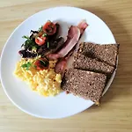 Bristol Bnb 3*